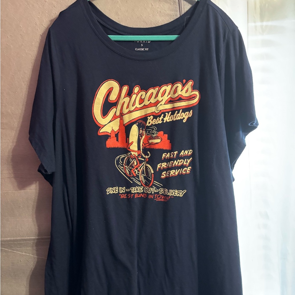 Torrid size 5 T shirt